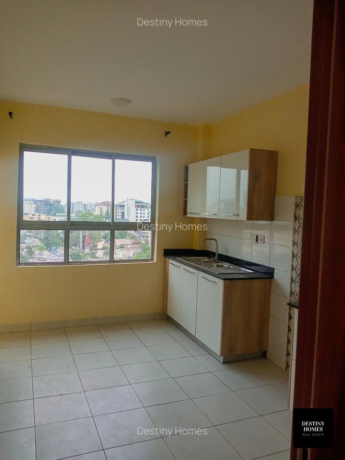 2 Bed Apartment with En Suite in Nairobi West - 5