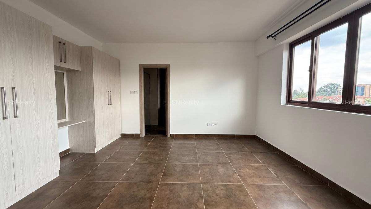 3 Bed Apartment with En Suite at East Church Road - 9