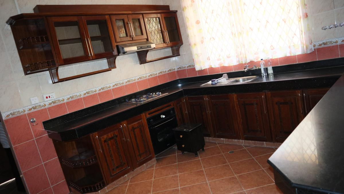 4 Bed Townhouse with En Suite at Nyali - 5