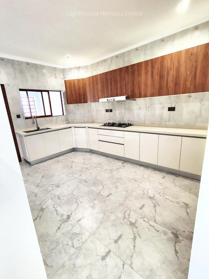 Furnished 3 Bed Apartment with En Suite at Kileleshwa - 4