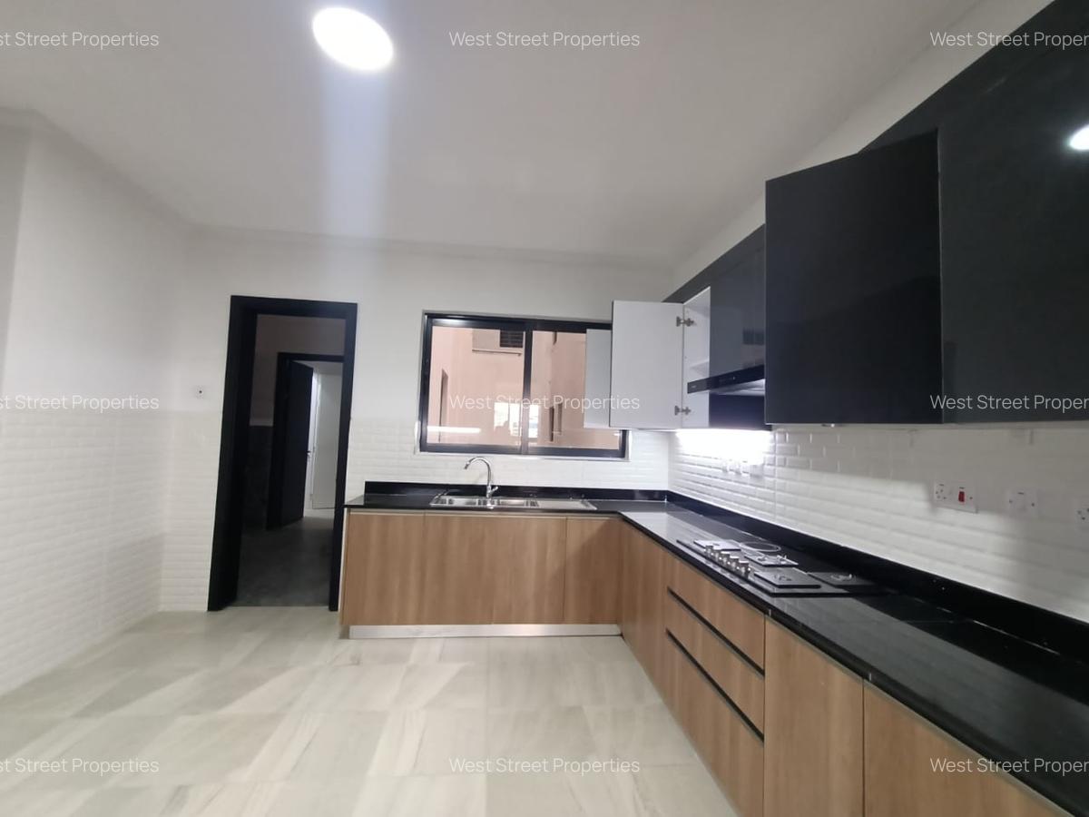 3 Bed Apartment with En Suite at Mandera Road - 1