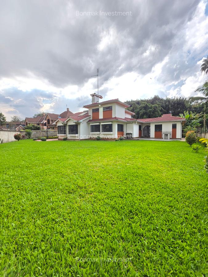 4 Bed House with En Suite at Lavington - 3