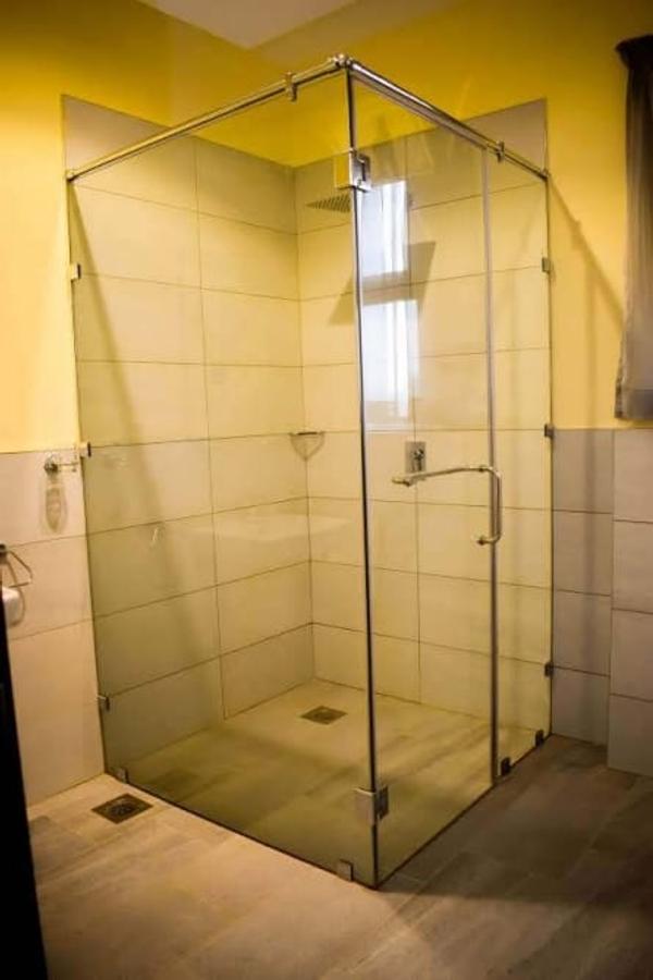 4 Bed House with En Suite in Runda - 10
