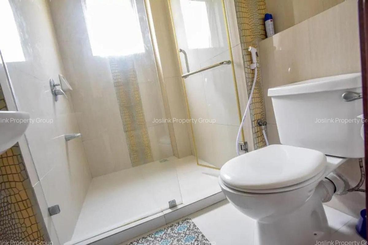 Serviced 3 Bed Apartment with En Suite in Nyali Area - 16