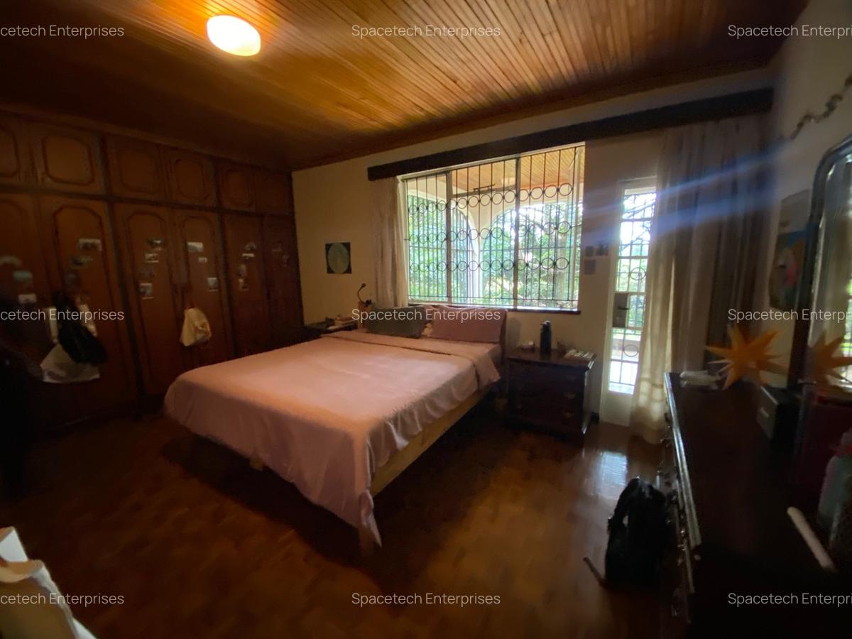 5 Bed House with Staff Quarters in Nyari - 5