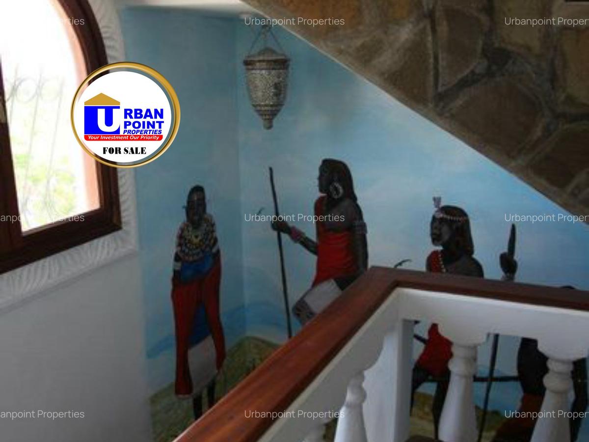 5 Bed House with En Suite in Watamu - 15