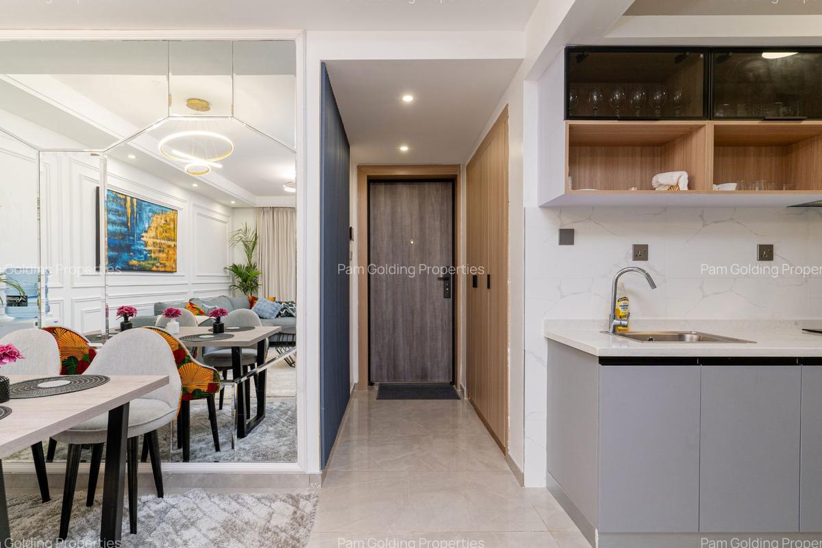 1 Bed Apartment with En Suite in Riverside - 5