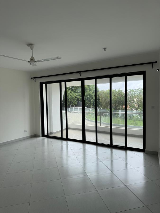 Serviced 3 Bed Apartment with En Suite in Nyali Area - 14