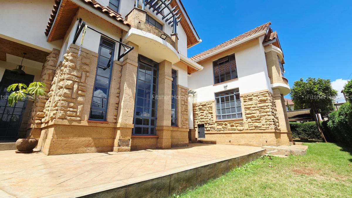 4 Bed House with En Suite in Runda - 20