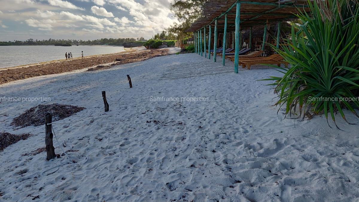 4.5 ac Land at Paparemo - 1