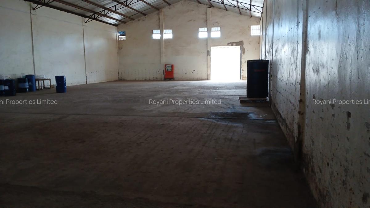 Warehouse with Service Charge Included in Thika - 3