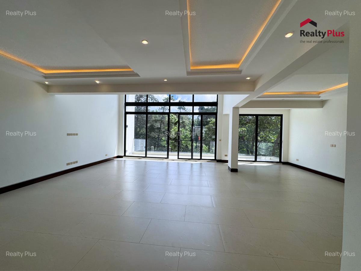 6 Bed Villa with En Suite at Peponi Road - 7