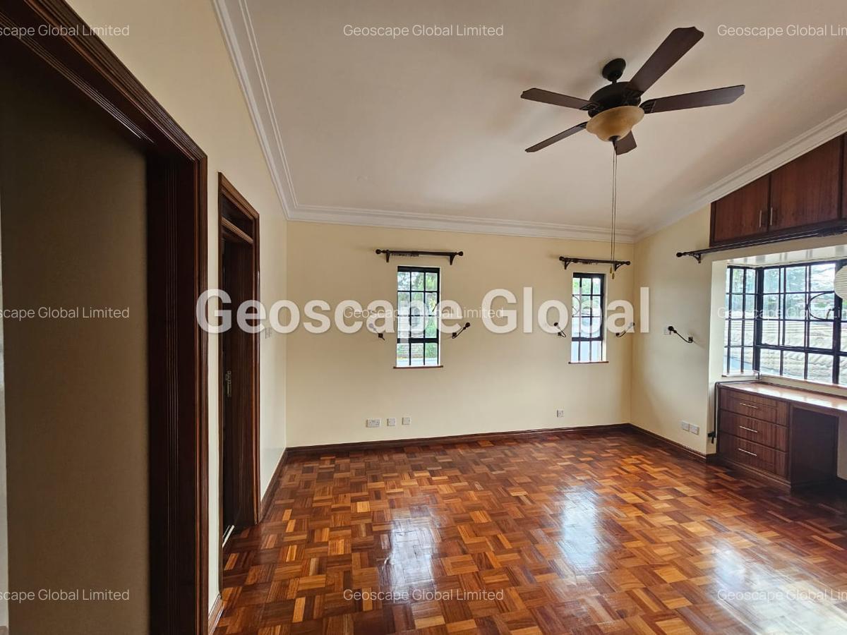 5 Bed House with En Suite in Runda - 7