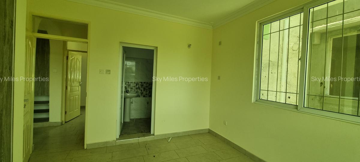 Serviced 3 Bed Apartment with En Suite at Mtwapa - 7