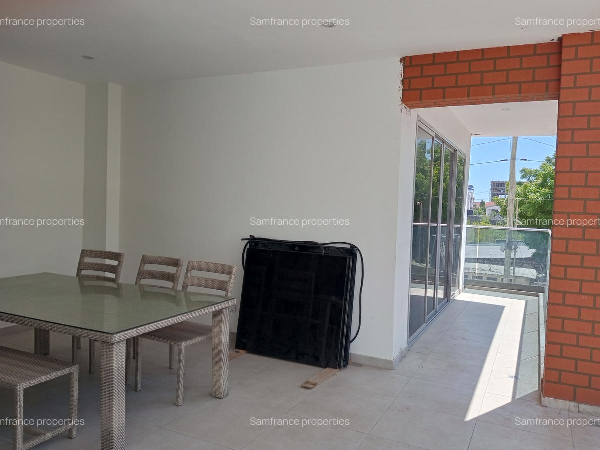 Serviced 3 Bed Apartment with En Suite at Mombasa - 9