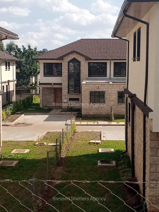4 Bed Townhouse with En Suite in Kiambu Road - 9