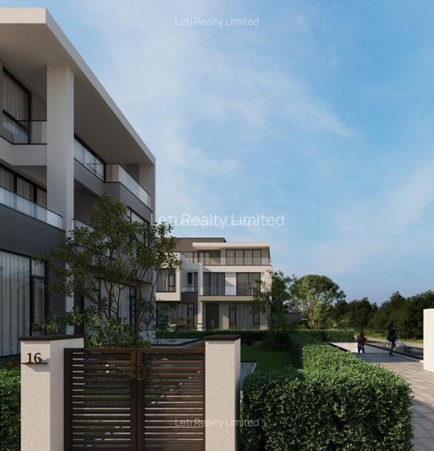 5 Bed Townhouse with En Suite in Lavington - 1