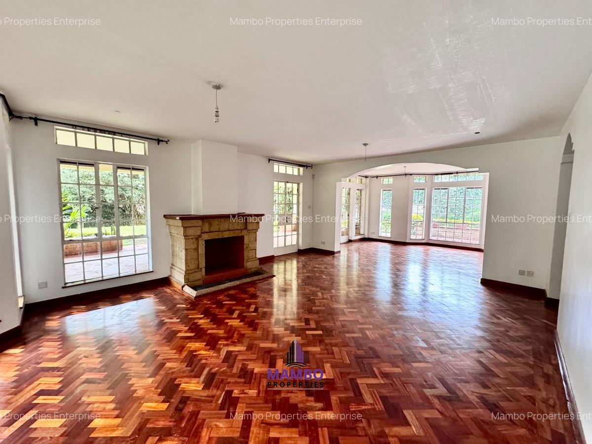 5 Bed Townhouse with En Suite at Rosslyn Lone Tree - 6