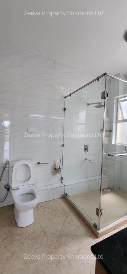 5 Bed Villa with En Suite in Lavington - 19