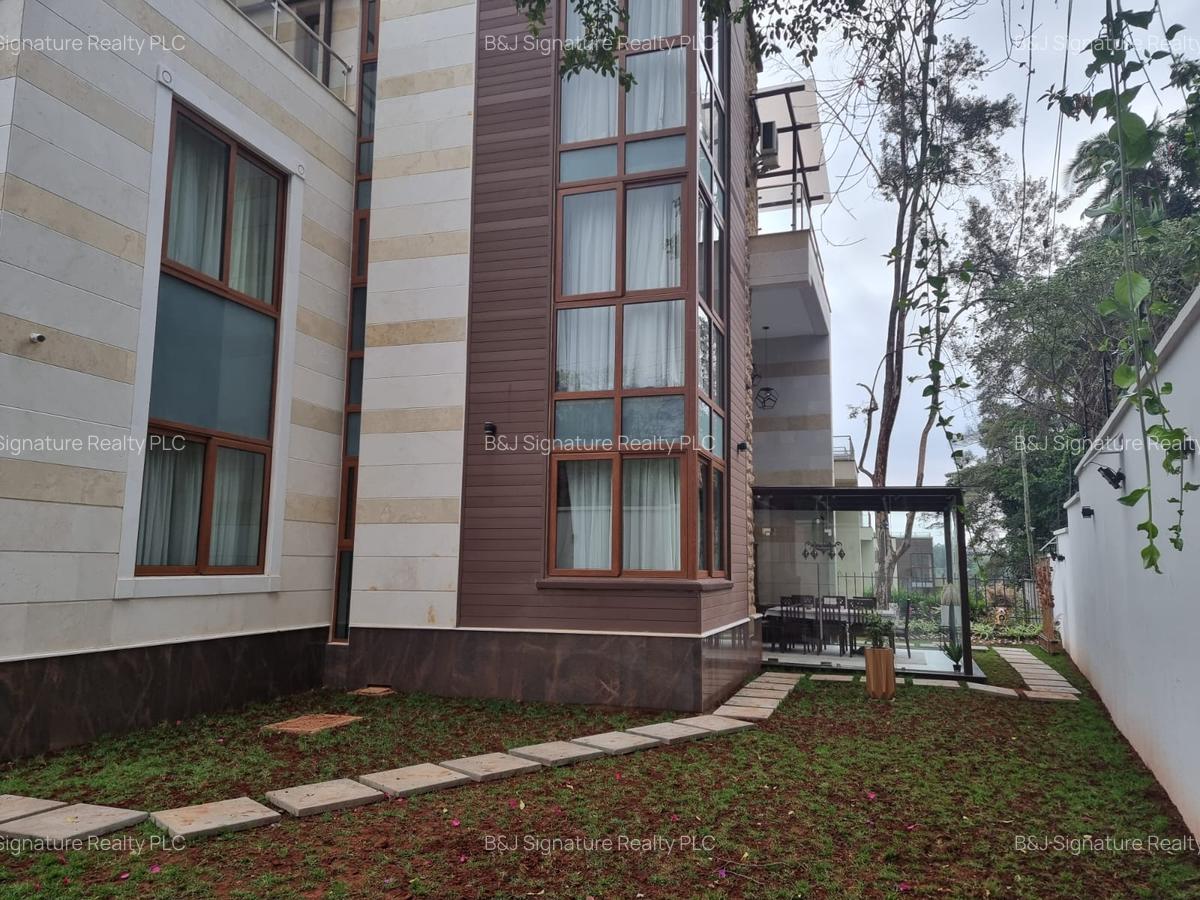 5 Bed Villa with En Suite in Lavington - 8