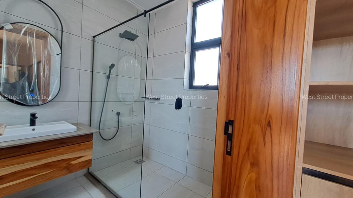 5 Bed Apartment with En Suite at Loresho - 8