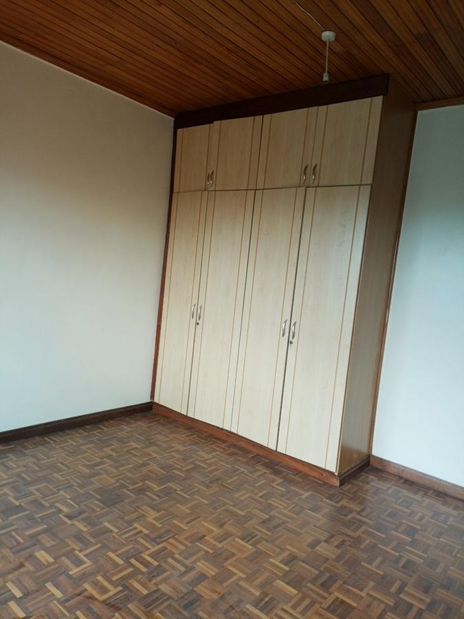 3 Bed Apartment with En Suite in Kilimani - 14