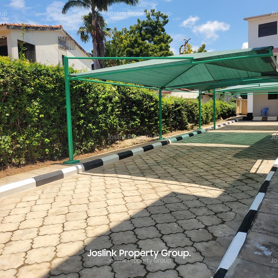 5 Bed Townhouse with En Suite at Mt Kenya - 4