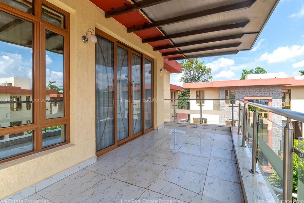 5 Bed Townhouse with En Suite in Lavington - 6
