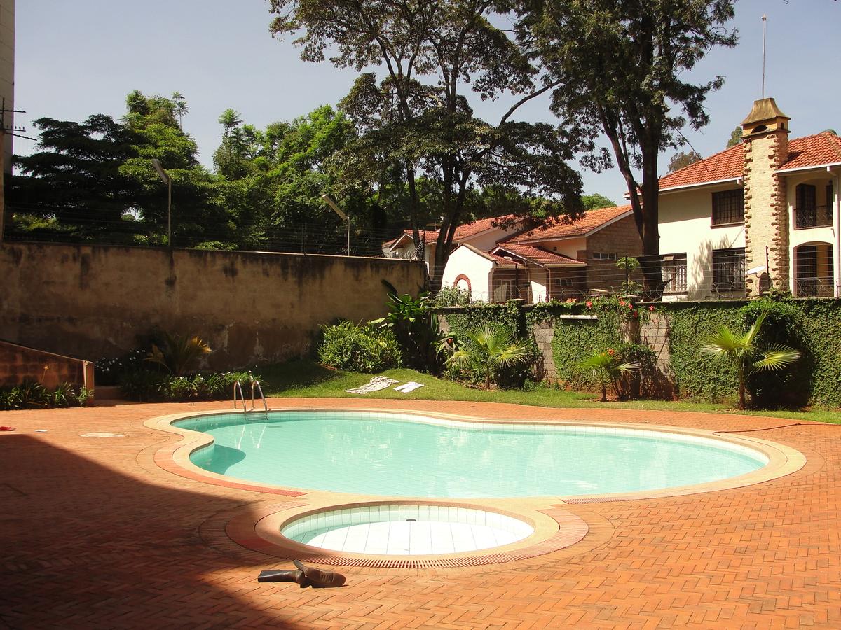 Furnished 3 Bed Apartment with En Suite at Brookside Estate Westlands - 10