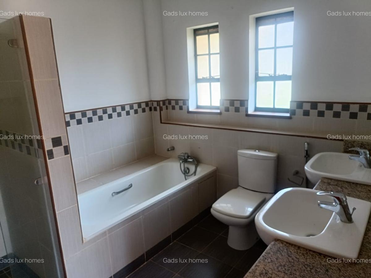 4 Bed Villa with En Suite at Runda - 13