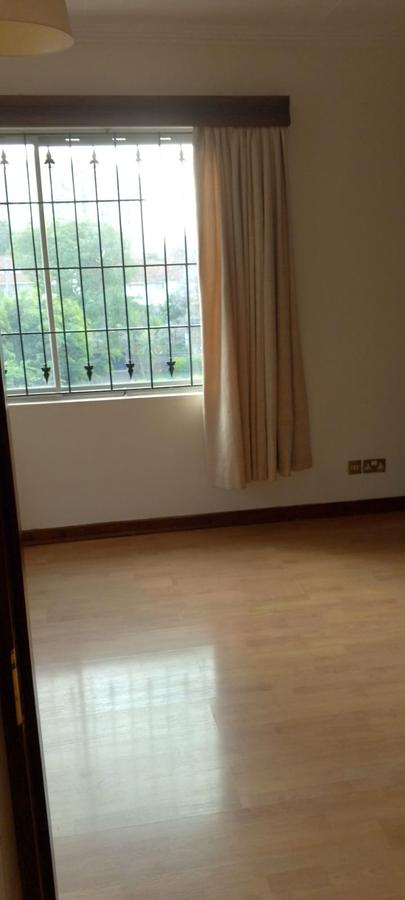 3 Bed Apartment with En Suite in Kileleshwa - 11