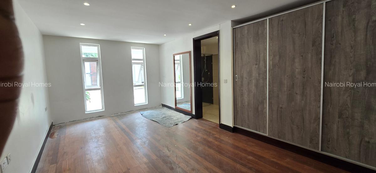 5 Bed House with En Suite at Runda Road - 13