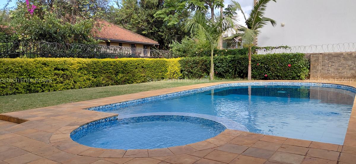 5 Bed Townhouse with En Suite in Westlands Area - 4