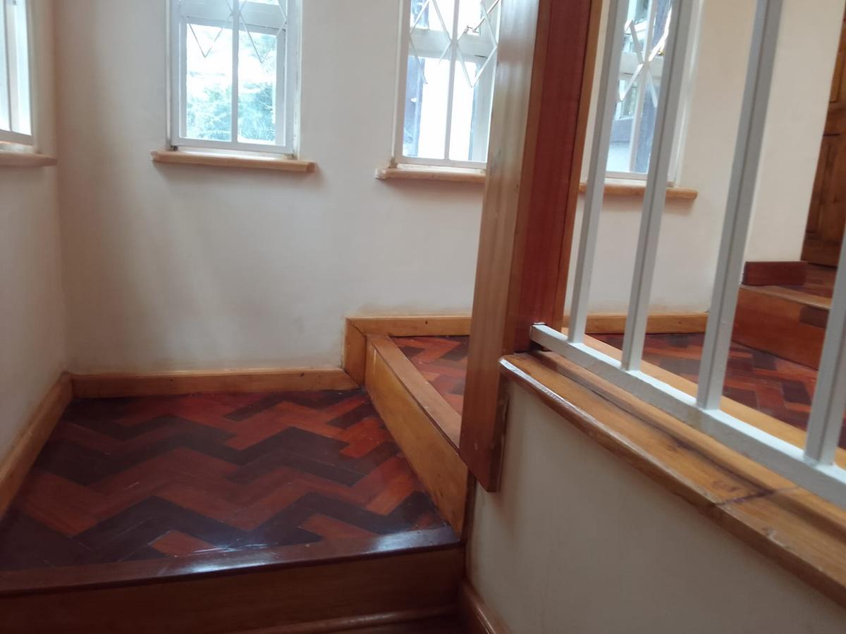 4 Bed Townhouse with En Suite in Westlands Area - 12