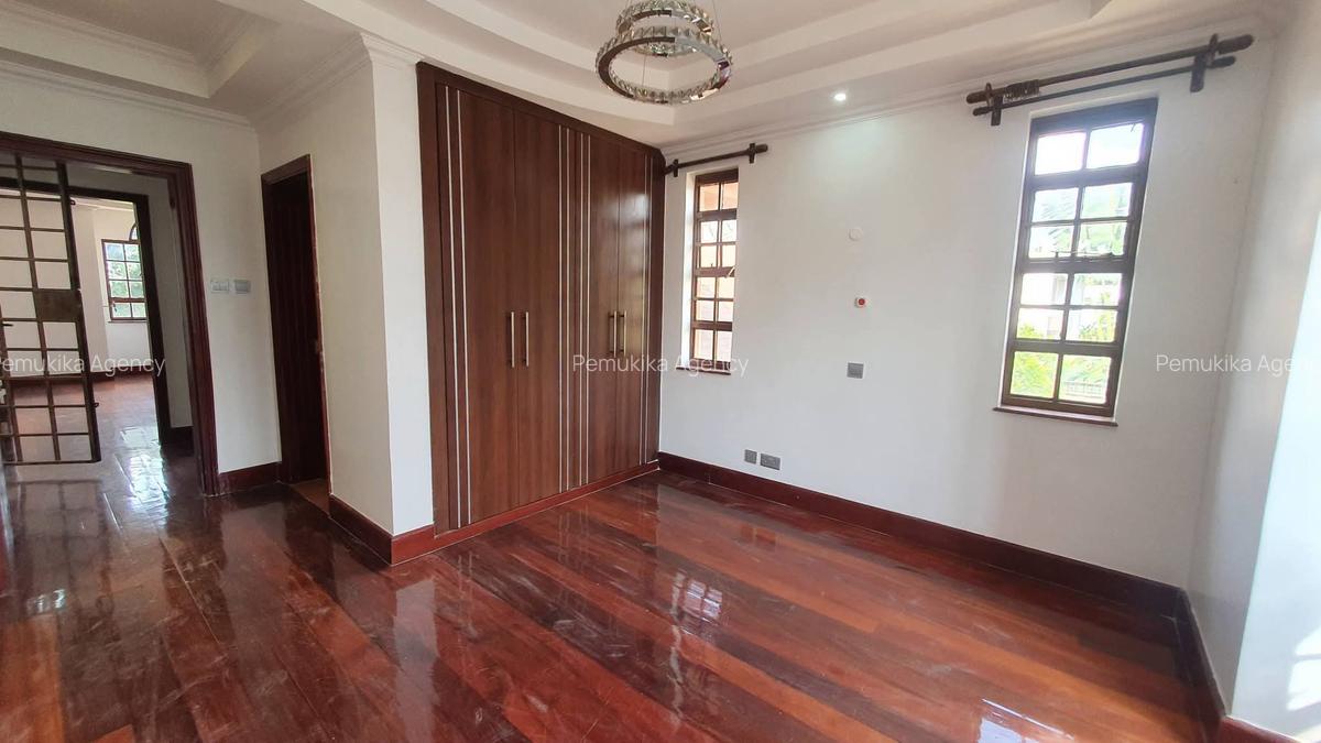5 Bed Townhouse with En Suite in Runda - 8