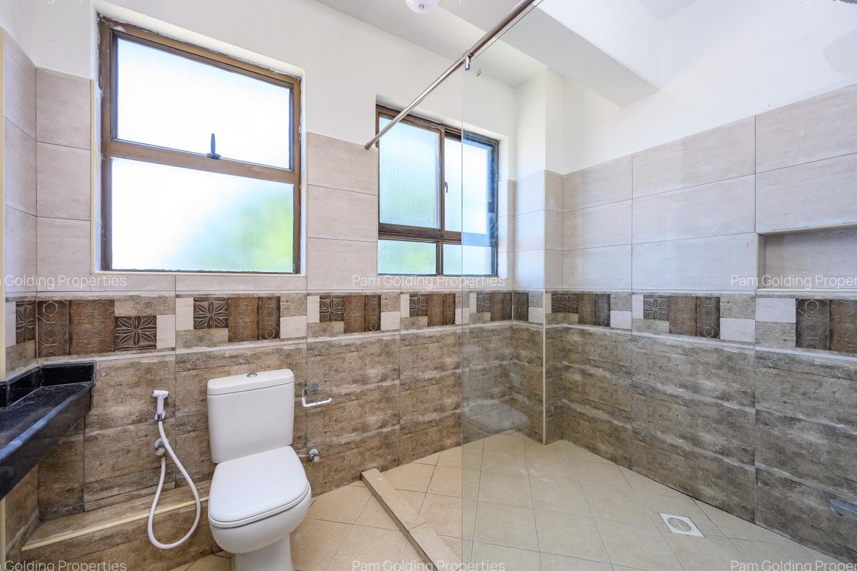 Serviced 3 Bed Apartment with En Suite at Mt Kenya Road - 7
