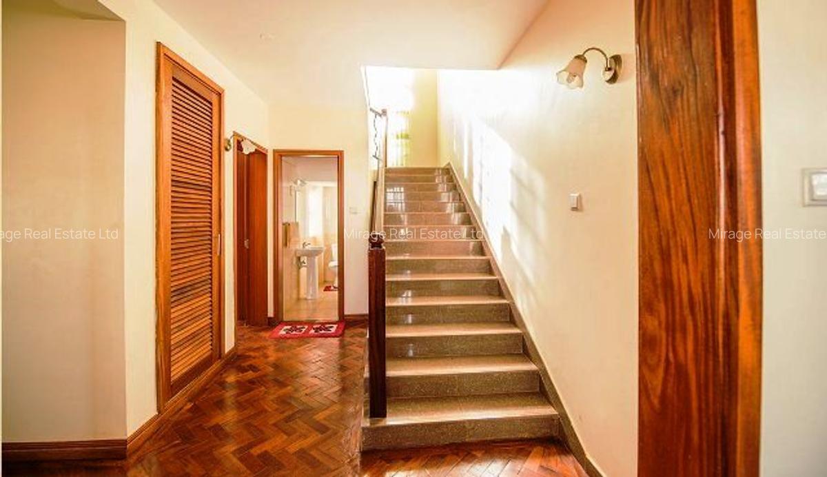 4 Bed Townhouse with En Suite in Loresho - 12