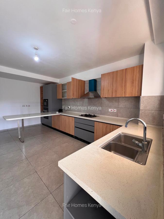 3 Bed Apartment with En Suite at Oloitoktok Road - 10