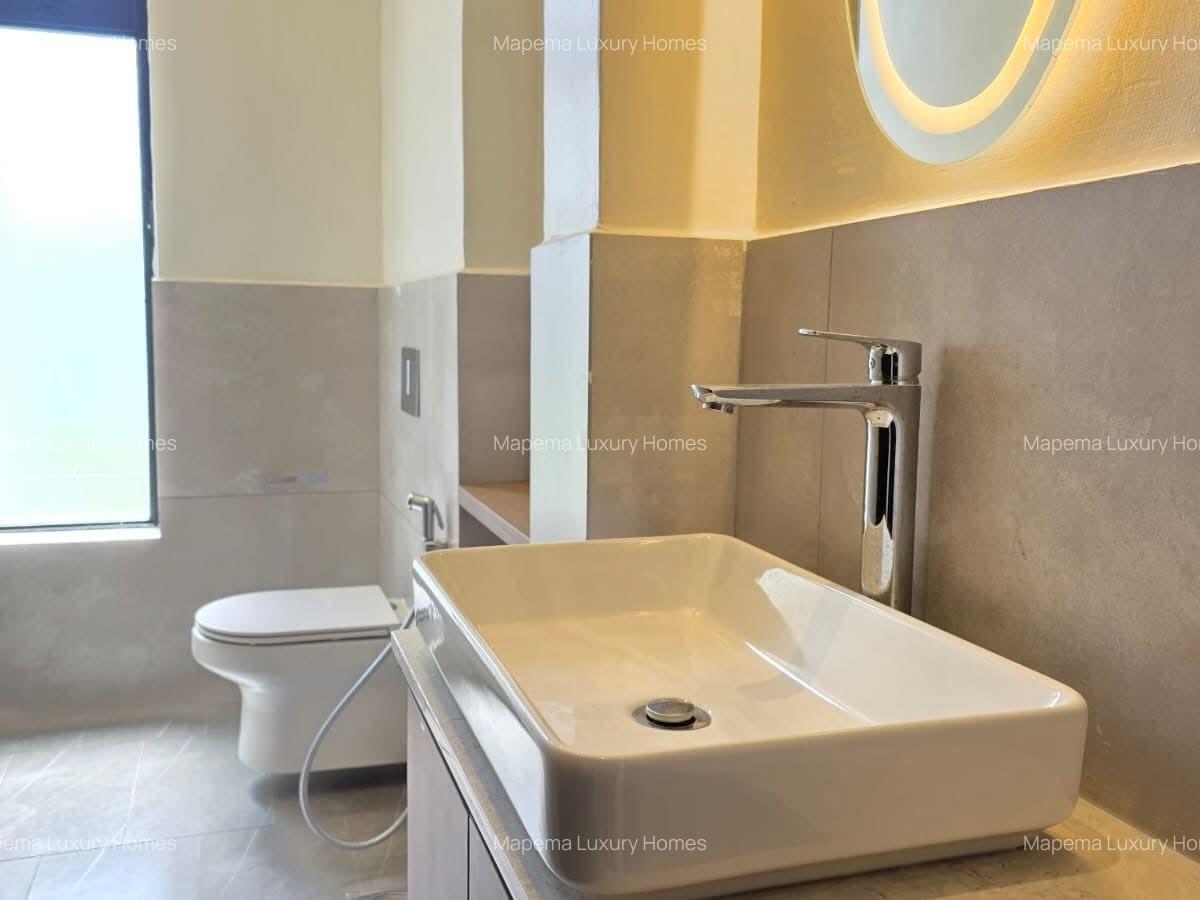 4 Bed Villa with En Suite at Bogani Road - 16