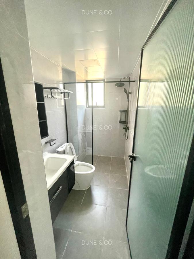 Serviced 2 Bed Apartment with En Suite in Westlands Area - 16