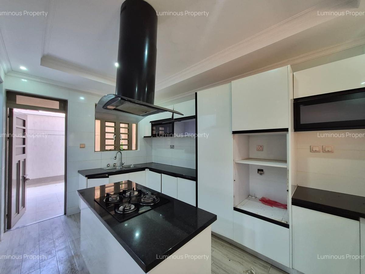 4 Bed House with En Suite at Tatu City - 4