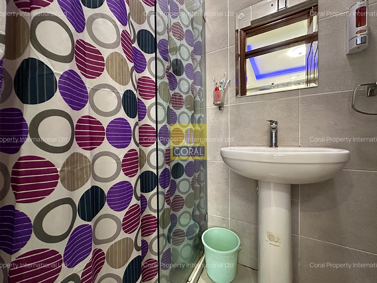 4 Bed Apartment in Parklands - 11