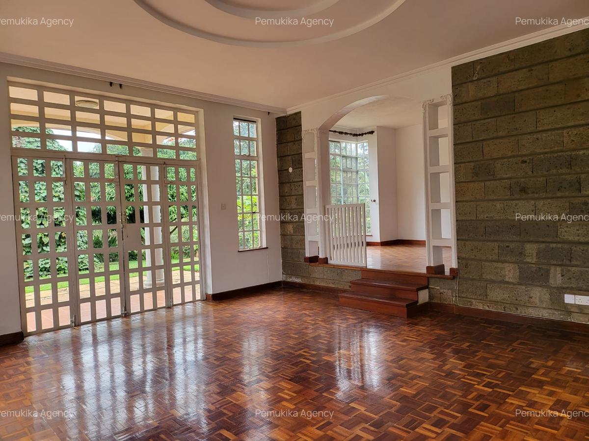 5 Bed Townhouse with En Suite at Rosslyn - 10