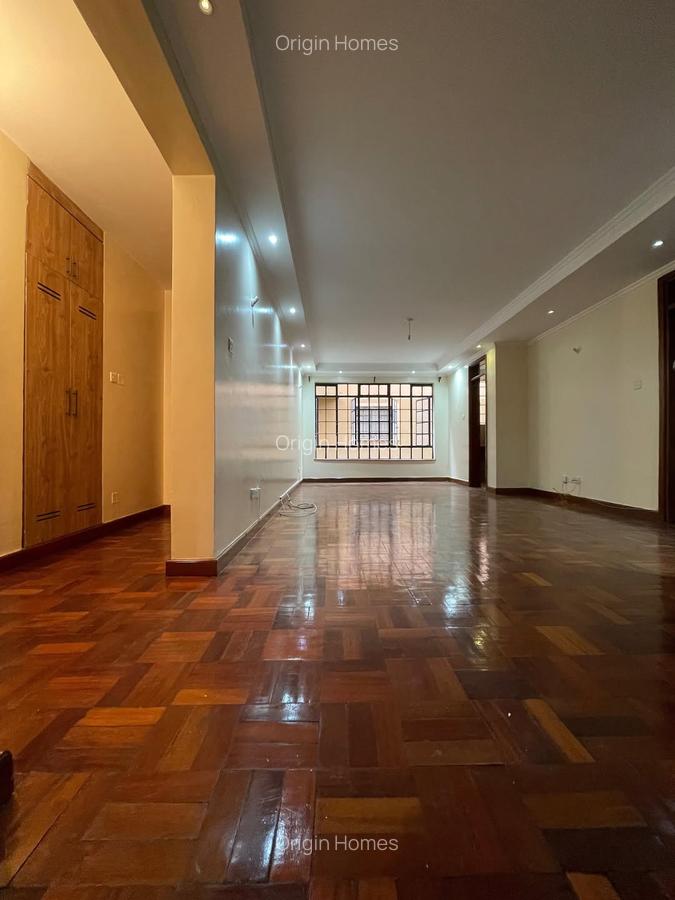 2 Bed Apartment with En Suite at Riverside Drive - 2