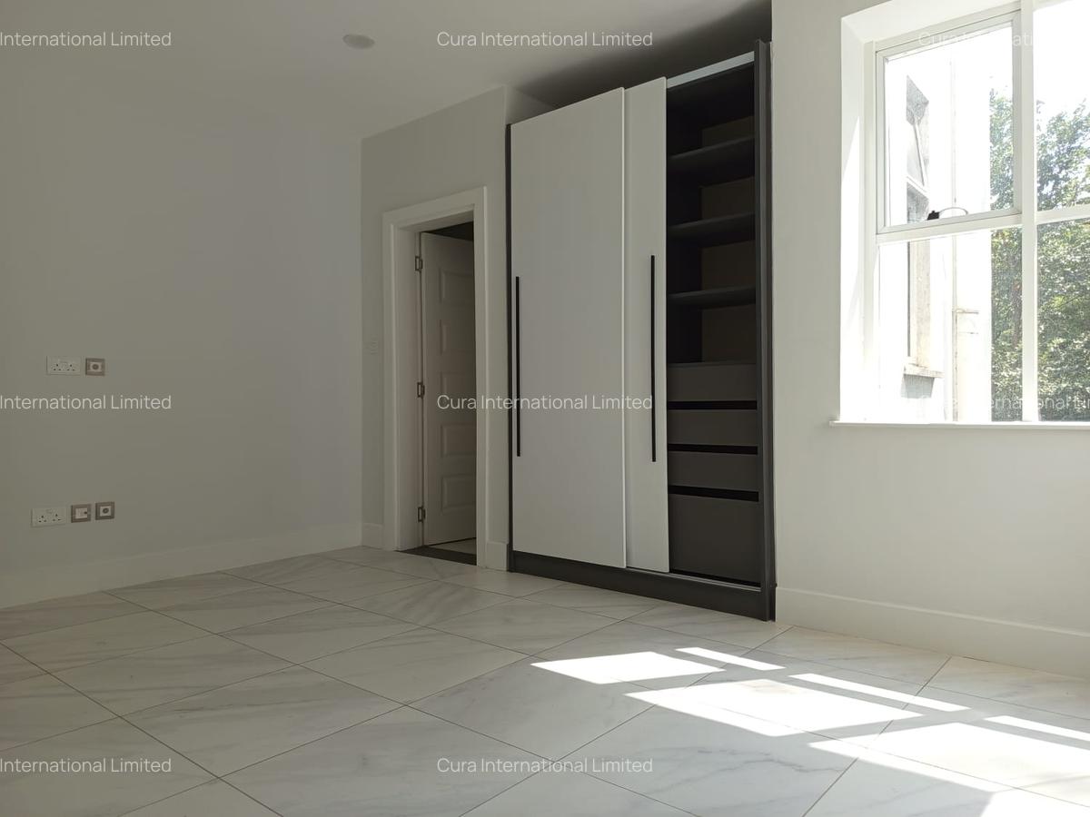 2 Bed Apartment in Westlands Area - 4