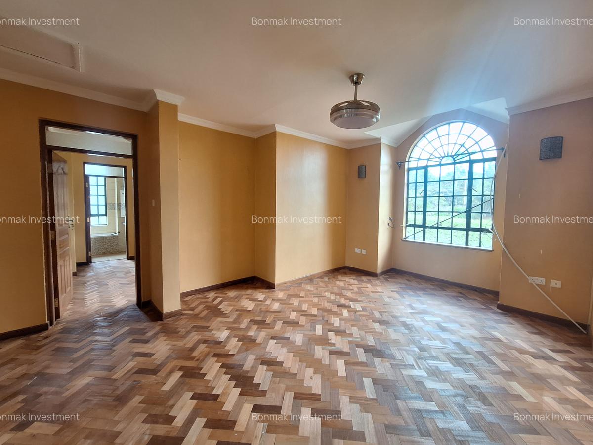5 Bed Townhouse with En Suite at Runda Evergreen. - 12