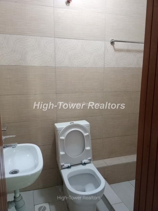 2 Bed House with En Suite in Karen Hardy - 4