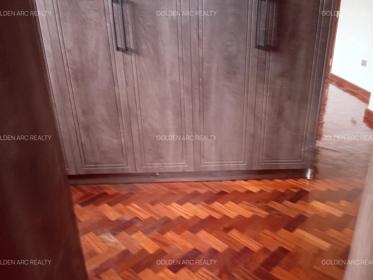 4 Bed Townhouse with En Suite in Karen - 9