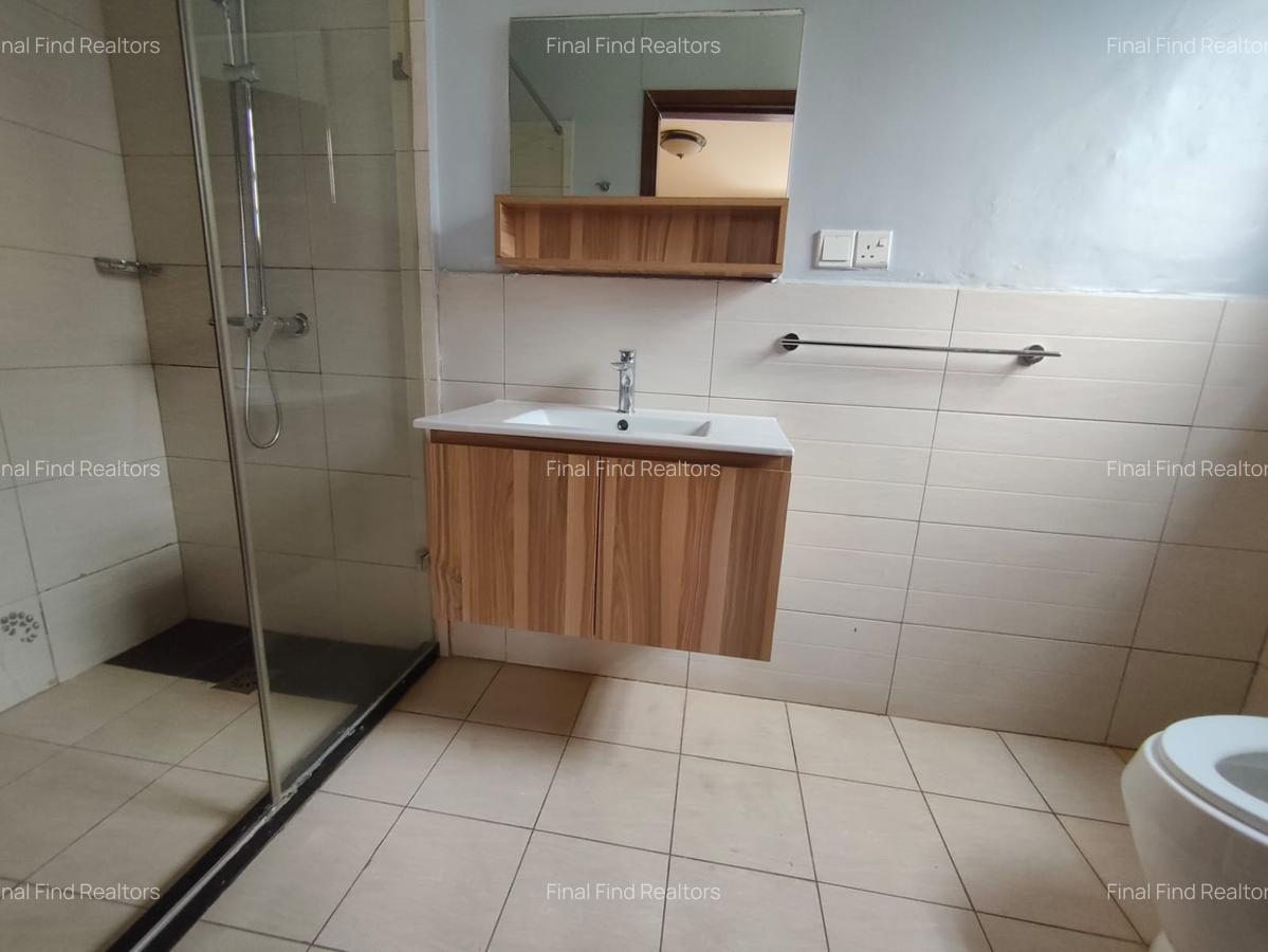 5 Bed Townhouse with Backup Generator in Kitisuru - 10