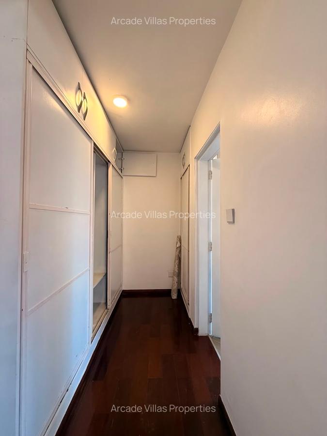 4 Bed Apartment with En Suite in Kileleshwa - 15
